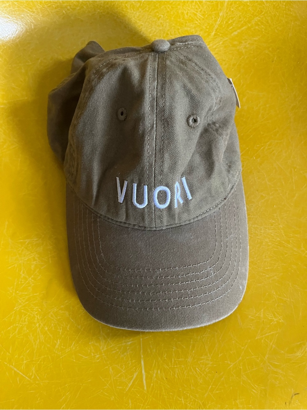 NWT Vuori Tan Cap with White Embroidered Logo - Picture 2 of 5